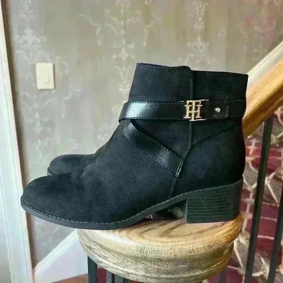 Tommy Hilfiger black booties 9. Brand new never worn. 2” heel. Gold accents - Picture 6 of 15